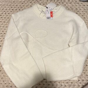 H&M Cream Crew Neck Sweater